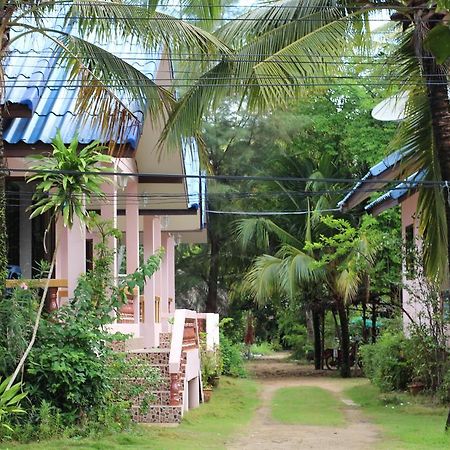 Chaiwat Resort Laem Sing Εξωτερικό φωτογραφία