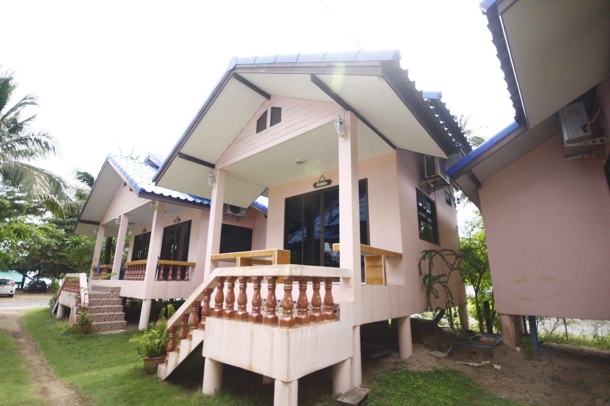 Chaiwat Resort Laem Sing Εξωτερικό φωτογραφία